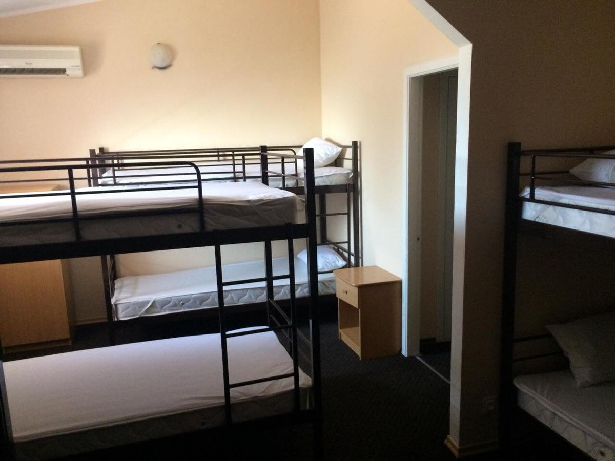 Hostel Krivoy Rog Ngoại thất bức ảnh