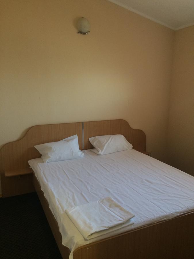 Hostel Krivoy Rog Ngoại thất bức ảnh