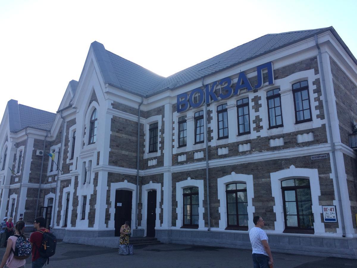 Hostel Krivoy Rog Ngoại thất bức ảnh