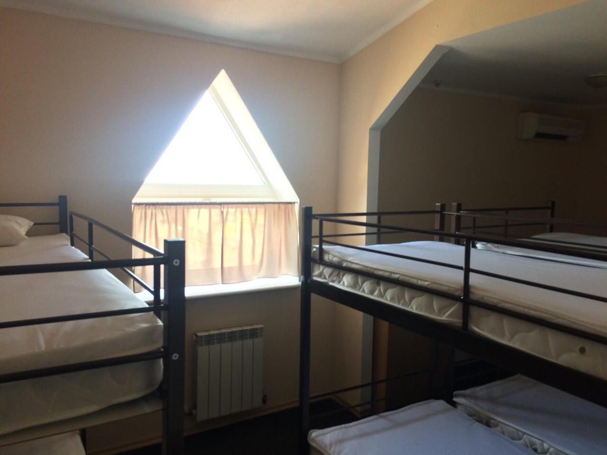 Hostel Krivoy Rog Ngoại thất bức ảnh