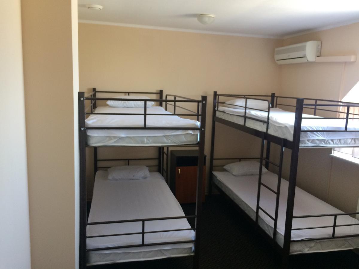 Hostel Krivoy Rog Ngoại thất bức ảnh