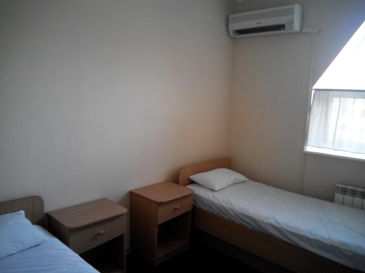 Hostel Krivoy Rog Ngoại thất bức ảnh